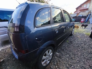 Opel Meriva 1.7 CDti 101 cp Euro 4 an 2010 - imagine 2