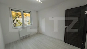 Apartament cu 3 camere,et 1, zona Velenta Bunexim, finisat modern - imagine 3