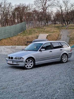Dezmembrez bmw 320d e46 