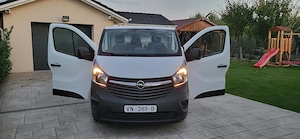 Opel Vivaro 3 locuri + marfa - imagine 6