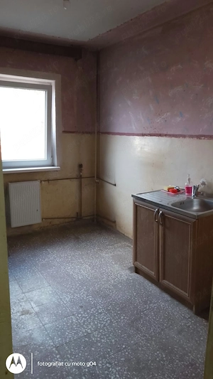 Vand apartament cu 2 camere - imagine 3