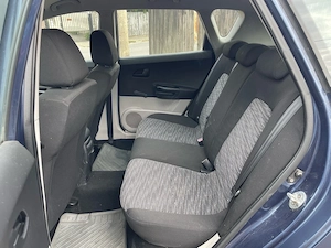 Kia Ceed 1.4 benzina 99.000 km - imagine 10