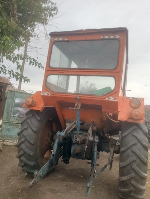 vând tractor  - imagine 4