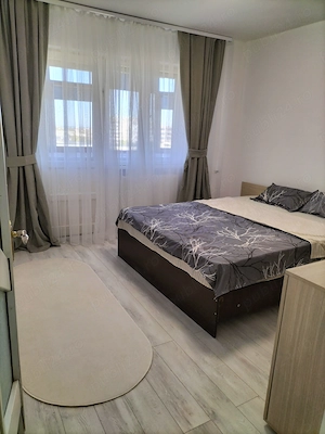 Particular, închiriez apartament, decomandat  - imagine 4