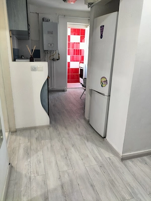 Particular, închiriez apartament, decomandat  - imagine 10
