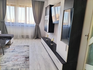 Particular, închiriez apartament, decomandat  - imagine 2
