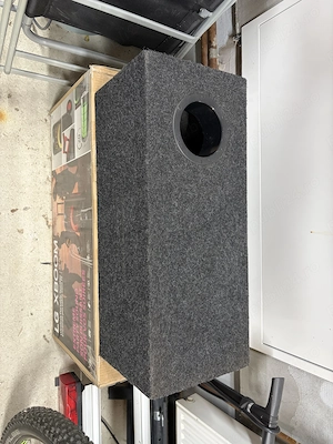 Vand pachet subwoofer Emphaser ebp 110 con si amplificator nou sigilat garantie Excalibur X600.2!