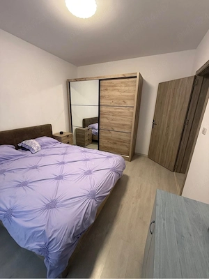 Proprietar   închiriez apartament nou, cu 3 camere și 2 băi - imagine 9