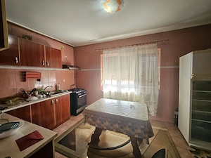 Oferta vanzare casa in Mioveni, str. Bugeac, pretabila azil, gradinita, firma, de locuit,197000 EURO - imagine 13