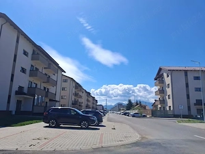 Garsoneră spațioasă caut chiriaş ! - imagine 6