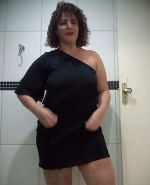 Escortă matura 37 ani accept fantezii și masaj 