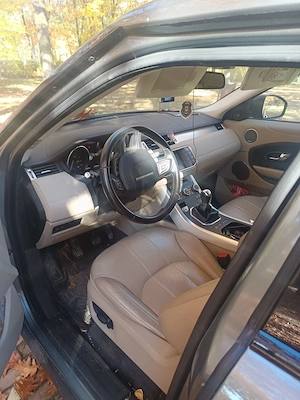 Range Rover Evoque 2016, 2.0 TD4, 150 CP, 4x4, manuală, distribuție schimbată - imagine 2
