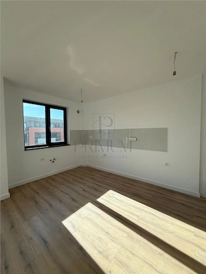 TORONTALULUI - ETAJ 8 LIFT - BLOC NOU - 3 CAMERE - 2 BAI - INCALZIRE PARDOSEALA - imagine 7