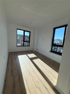 TORONTALULUI - ETAJ 8 LIFT - BLOC NOU - 3 CAMERE - 2 BAI - INCALZIRE PARDOSEALA - imagine 18