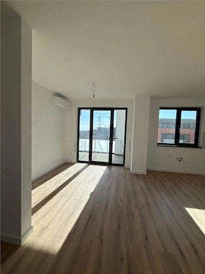 TORONTALULUI - ETAJ 8 LIFT - BLOC NOU - 3 CAMERE - 2 BAI - INCALZIRE PARDOSEALA - imagine 5