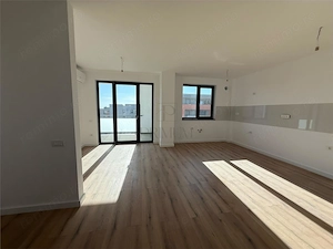 TORONTAL - ETAJ 8 LIFT - BLOC NOU - 3 CAMERE - 2 BAI - INCALZIRE PARDOSEALA