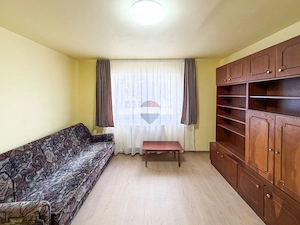 Casă de închiriat cu grădină și curte privată, pe Strada Gării, Hărman - imagine 7