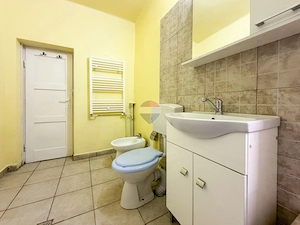 Casă de închiriat cu grădină și curte privată, pe Strada Gării, Hărman - imagine 12