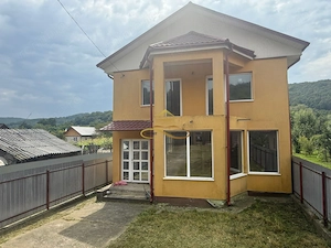Casa de vanzare in Bacau Luncani