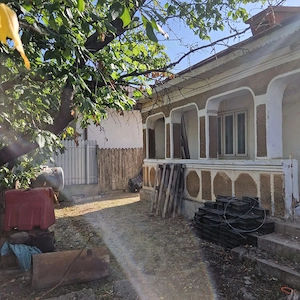 Teren intravilan 1500 mp cu casă bătrânească, Goleștii de Sus, Cotești, Vrancea - imagine 2