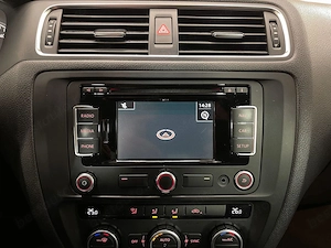 Volkswagen Jetta - imagine 14