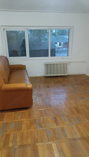 Vand Garsoniera 41 M2 Alexandria - imagine 2