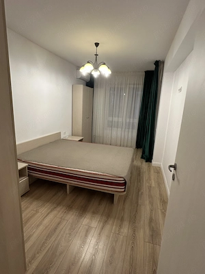 Închiriez apartament 2 camere  - imagine 2