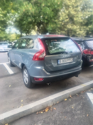 Vând  Schimb Volvo XC60 2.4 d 113000 km - imagine 8