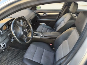 Mercedes  C 220 din 2010 - imagine 3