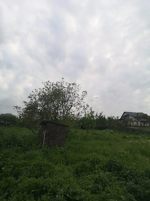 Vând casă 2 camere 