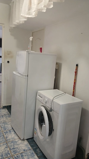 Pe Al.Filaturii,zona Semiluna,scoala nr.18, apartament cu 2 camere, mobilat si utilat, etaj3. - imagine 10