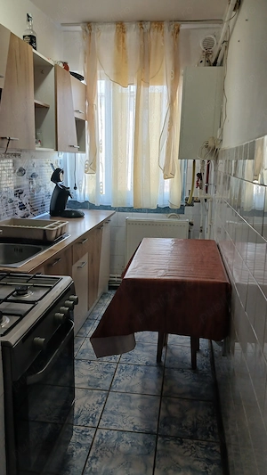 Pe Al.Filaturii,zona Semiluna,scoala nr.18, apartament cu 2 camere, mobilat si utilat, etaj3. - imagine 8