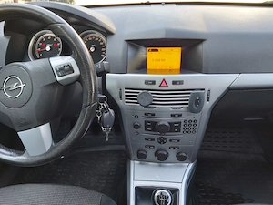 Opel Astra H Caravan 1.8 benzina - imagine 7