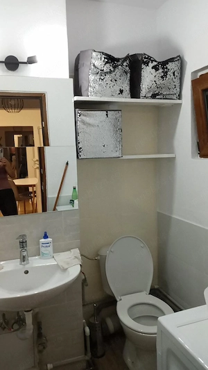 Inchiriez apartament 2 camere ,Gavana 2, etaj4  4, centrala proprie,mobilat - imagine 4