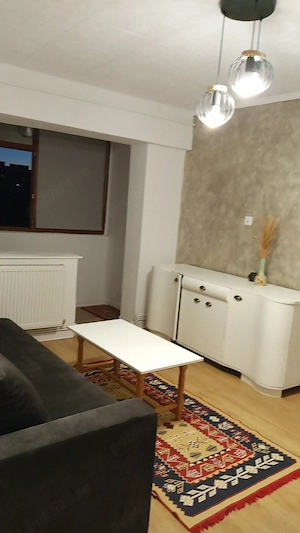 Inchiriez apartament 2 camere ,Gavana 2, etaj4  4, centrala proprie,mobilat - imagine 5
