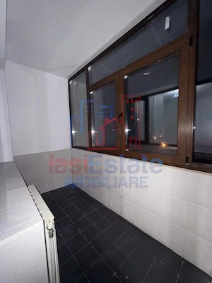 Apartament 2 camere de vanzare in zona Bd Primaveri - imagine 4