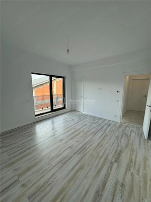 Vanzare Vila de lux 4 camere Bragadiru - imagine 2