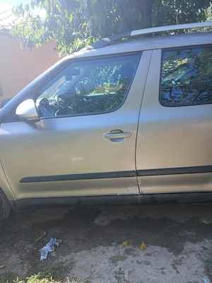 Vând skoda yeti 