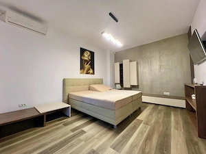 Apartament 3 camere, decomandat, 77 mp utili , parter - Zona Lipovei - imagine 3