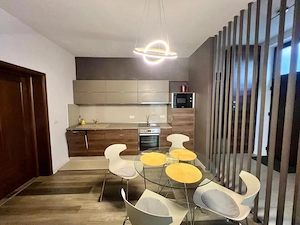 Apartament 3 camere, decomandat, 77 mp utili , parter - Zona Lipovei - imagine 6