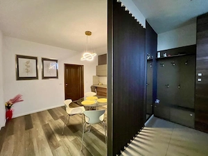Apartament 3 camere, decomandat, 77 mp utili , parter - Zona Lipovei - imagine 9