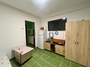 Garsoniera , 18 mp, etaj 1/4, baie proprie - Zona UMT - imagine 2