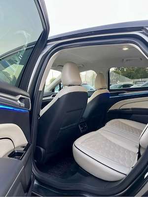 Ford Mondeo Vignale 2.0 TDCI   4x4 - imagine 8