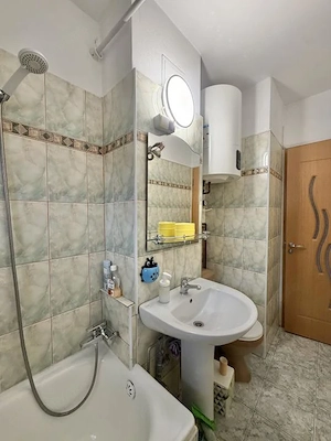 Apartament 1 camera, decomandat, etaj 3, zona Dambovita  - imagine 6