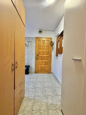 Apartament 1 camera, decomandat, etaj 3, zona Dambovita  - imagine 7