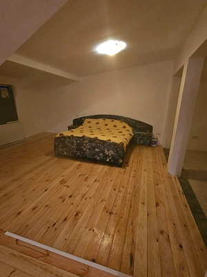 Închiriez casă 5 cam, oraș Pantelimon, parter cu mansardă - imagine 2
