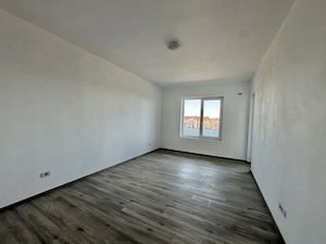 Apartament 2 camere, decomandat, parter, terasa 20mp in Giroc 