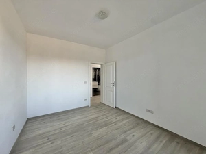 Apartament 2 camere, decomandat, parter, terasa 20mp in Giroc  - imagine 3
