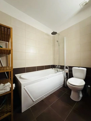 COMISION 0% Apartament 2 camere, decomandat 67mp utili, zona Lipovei  - imagine 9