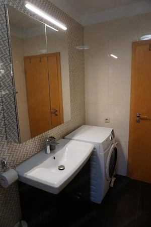 Apartament 2 camere, decomandat, mobilat, zona Bucovina  - imagine 11